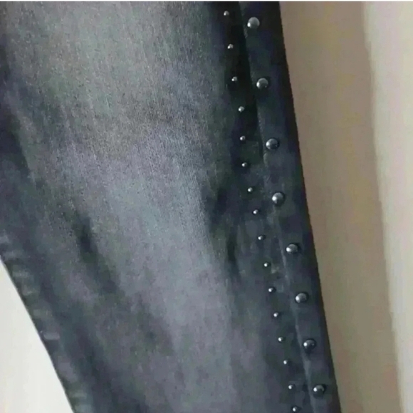 Fashion nova  Black jeans 👖 - Picture 8 of 11